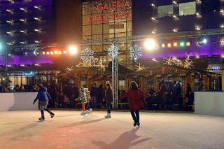 Ice-skating rink by Galeria Krakowska