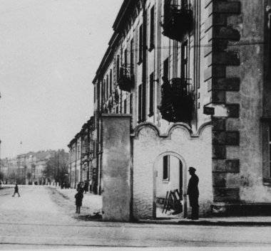 Świadomość nadchodzącej Zagłady w pamięci mieszkańców krakowskiego getta 